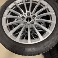 Cerchi originali BMW + pirelli sottozero 245/45/18