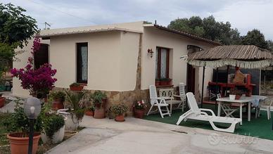 Casa vacanze/ affitti brevi "Villa Lella"