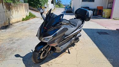 Honda forza 350 Deluxe 