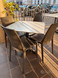 Arredo ristorante completo : 127 sedie + 28 tavoli