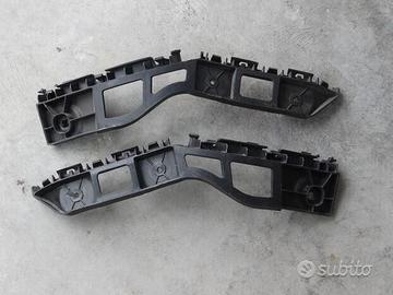 6R6807394A-6R6807393A Supporti par. post. Vw Polo 