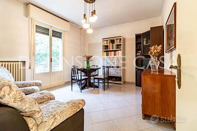 Casa indipendente di 200 m² con più di 5 locali e 