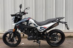Benelli BKX 125 S