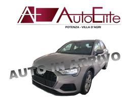 AUDI Q3 35 TDI quattro S tronic Business U9900