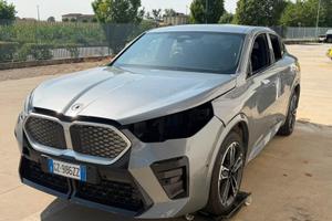 BMW IX2