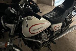 Moto guzzi v65c