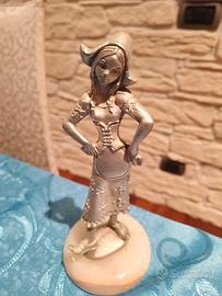 Statuetta Olandesina In Peltro