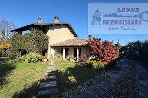 Villa di 280 m² con 5 locali a Torrevecchia Pia
