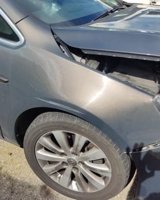 Parafango destro OPEL ASTRA J del 2013