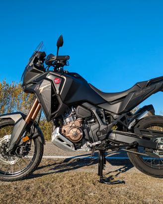 CRF1100 Adventure Sports Total Black