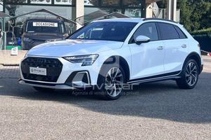 AUDI A3 allstreet 35 TDI S tronic Identity Contras