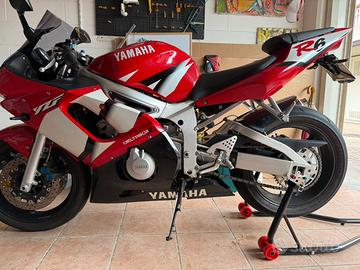 Yamaha r6