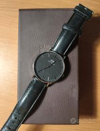 Orologio Daniel Wellington con cinturino e scat or