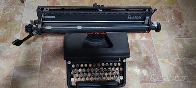 macchina da scrivere 