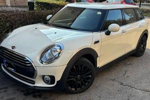 Mini clubman 1500cc benzina ( perfetta)