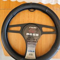 Coprivolante in pelle