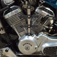 Porta bobine laterale per Honda Shadow VT 600 pc21