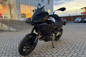 BMW Motorrad F 900 XR