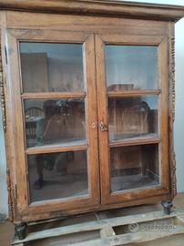 Antica credenza '800 in legno massello