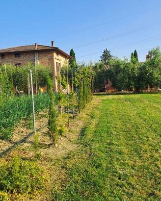 Villa di 500 m² con 4 locali e box auto a Castigli