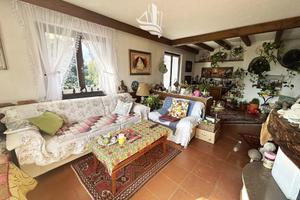 Casa indipendente con terreno a Terlano