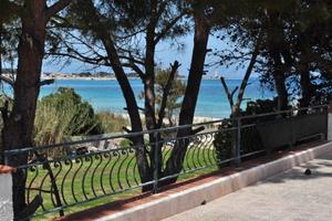 Villetta a pochi passi dal mare