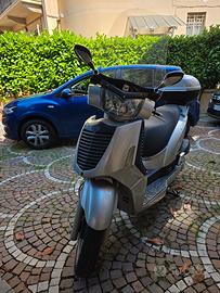 kymco People s 250