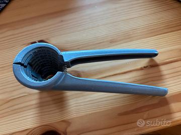 Schiaccianoci robusto