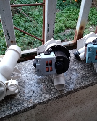 Pompe scarico acqua lavatrice