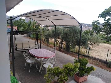 RIF. E114 Appartamento arredato in villa