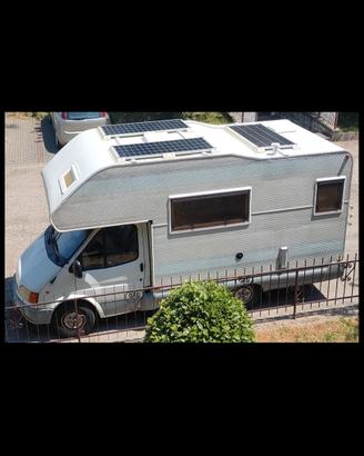 Camper Ford Rimor 100% autonomo in Libera Off-Grid