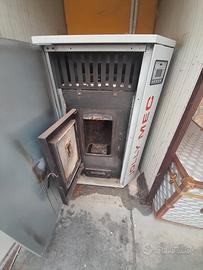caldaia a pellet per termosifoni 