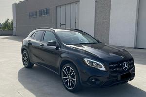 Mercedes GLA X156 200d Night Edition
