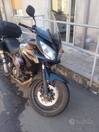 Suzuki V strom 650