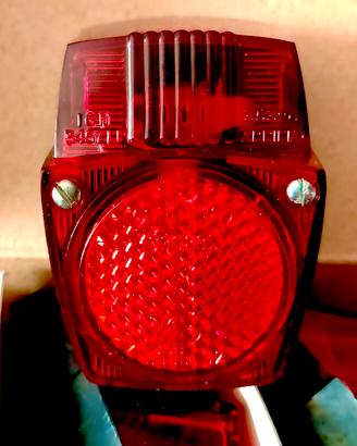 Fanalino Aprilia per Motom e altri