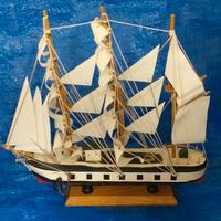 Modellino veliero in legno