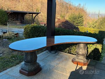 Scrivania in granito