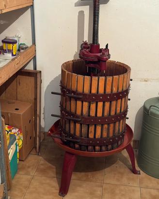 Torchio per vino