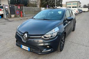 Renault Clio dCi 8V 90CV EDC Start&Stop 5 porte En