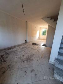 Casa indipendente di 100 m² con 4 locali a Bomport