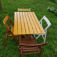 TAVOLO E SEDIE PIEGHEVOLI