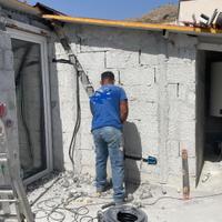 Muratore carpentiere e altro
