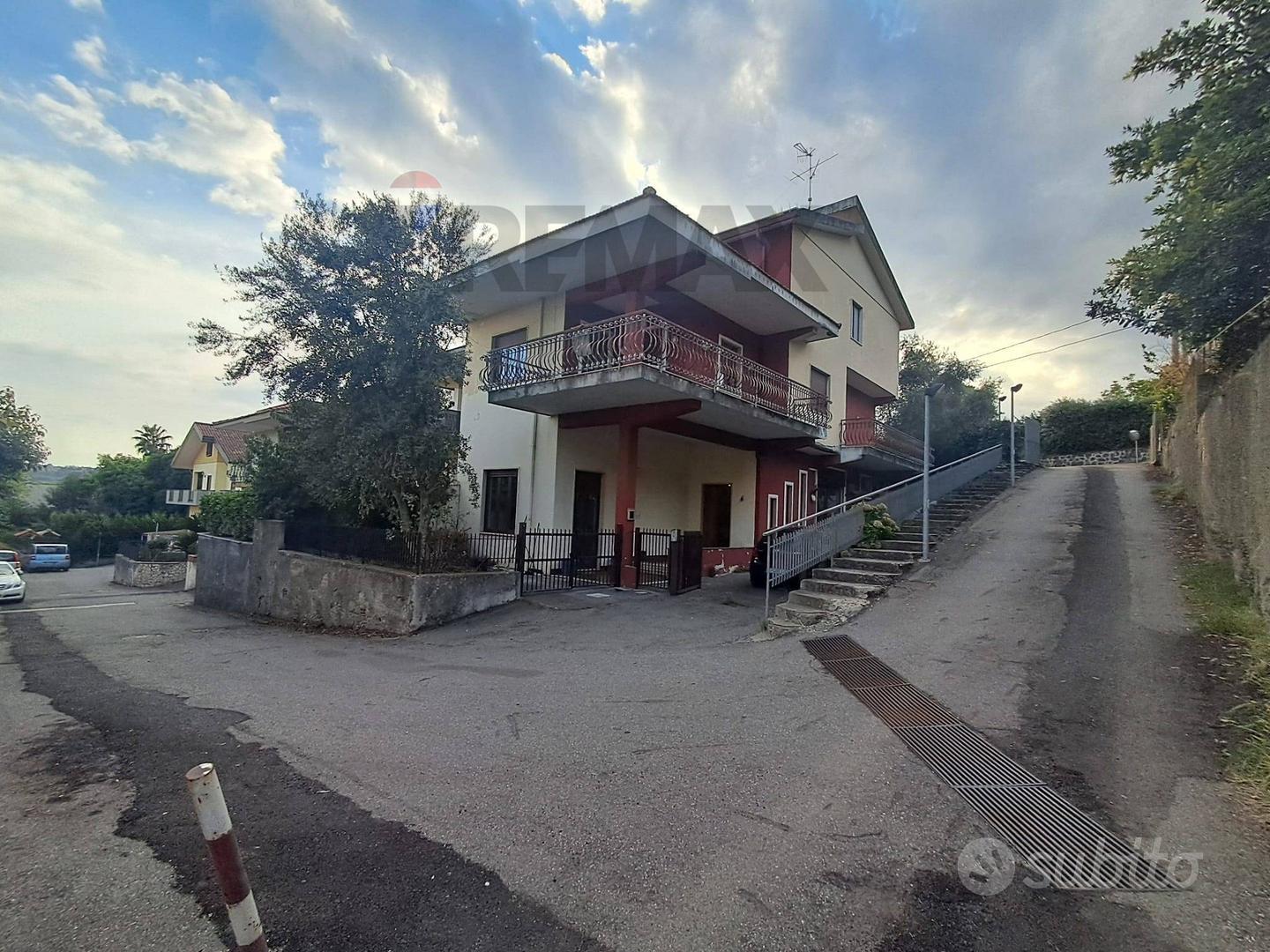 Casa – Giarre, Macchia - Vista 2
