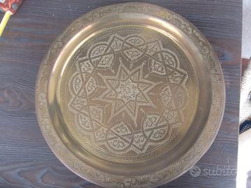 Antico vassoio in ottone originale del Marocco