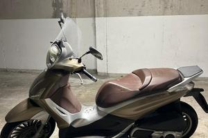 Piaggio Beverly 300
