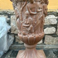 VASO IN TERRACOTTA MODELLATA