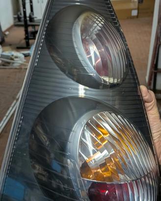 stop posteriore sx per  Citroen C1 