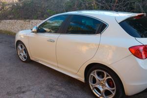 Giulietta Turbo 1750 Quadrifoglio verde
