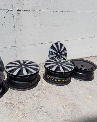 CERCHI IN FERRO + COPRICERCHI SPARCO R16 GOLF AUDI