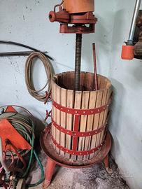 Torchio per uva